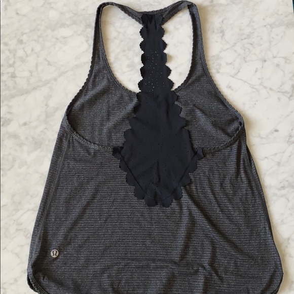 lululemon athletica Tops - Lululemon Black 105 singlet
